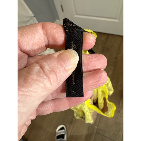 BCBGMAXAZRIA Taupe Lace Trim Long Sleeve Top Blouse Womens S - Picture 8 of 8